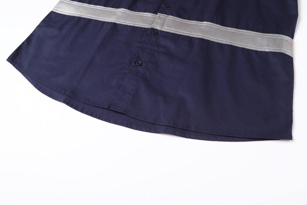 Men’s Lightweight Cotton Work shirt, Long Sleeve, hem detail close-up – Big Bee Workwear