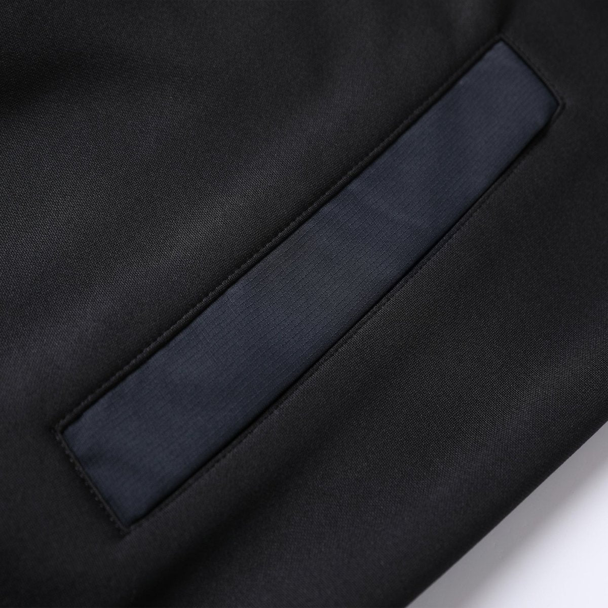 ladies fly hoodie pocket detail close-up – Big Bee Workwear