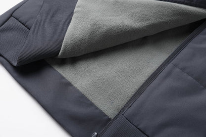 "essential puffer vest fabric texture close-up – ISUSI"