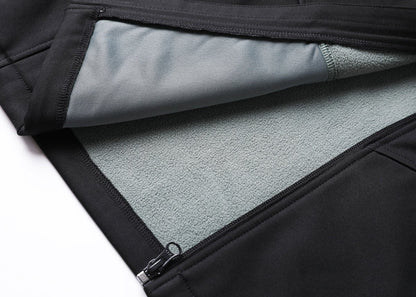 "i.t. softshell vest fabric texture close-up – ISUSI"