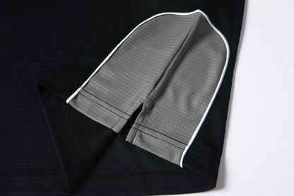 "Men’s Short Sleeve Panel polo shirt hem-contrast detail close-up – Big Bee Workwear"