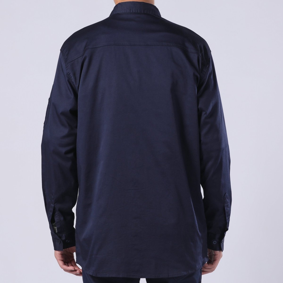 "PULSE Stretch Cotton Work shirt in Navy Blue, Long Sleeve, model back – Big Bee Workwear"