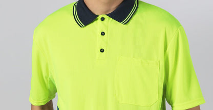 "TECH Hi-Vis work polo shirt, Short Sleeve, collar detail close-up – Big Bee Workwear"