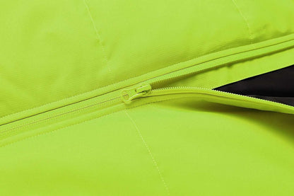 "ladies strike puffer vest zipper detail close-up – ISUSI"