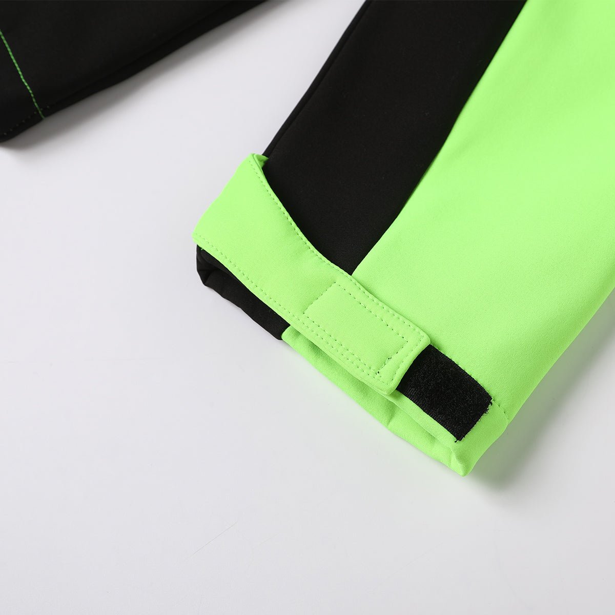 "panel-work softshell jacket sleeve detail close-up – Big Bee Workwear"