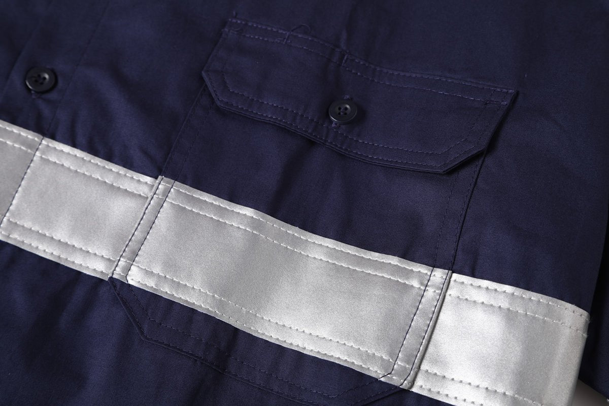 "Women’s Lightweight Cotton Work shirt, Long Sleeve, pocket detail close-up – Big Bee Workwear"