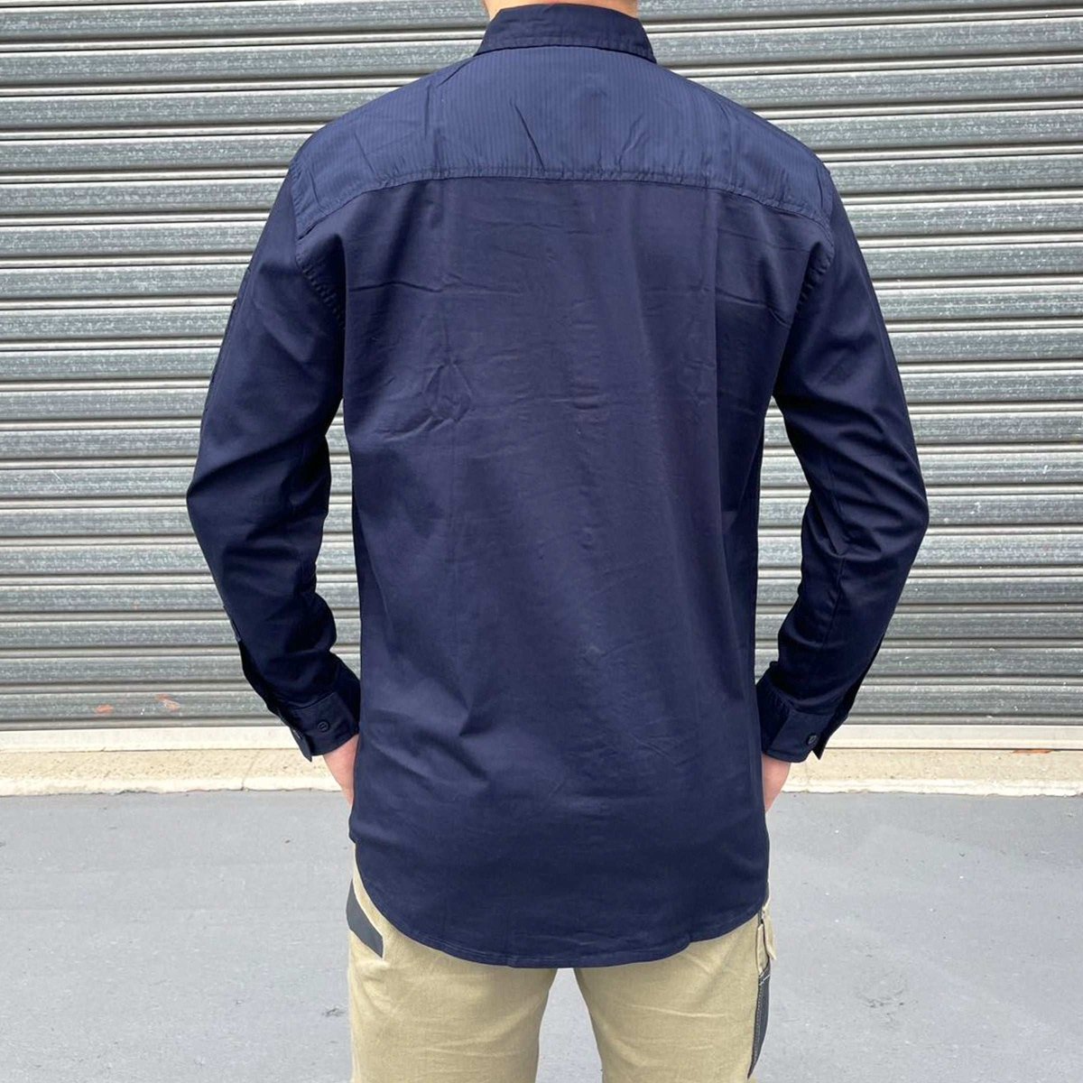Men’s Stretch Cotton Work shirt in Navy Blue, Long Sleeve, model in action – Big Bee Workwear