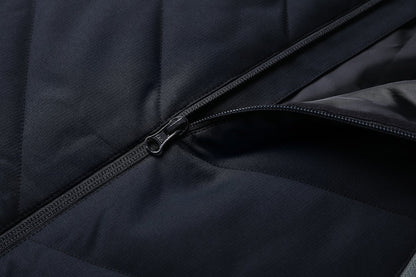 climb puffer vest zipper detail close-up – ISUSI