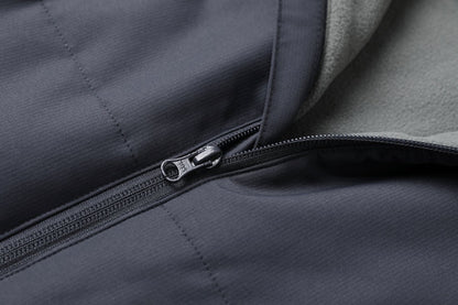 essential puffer vest zipper detail close-up – ISUSI